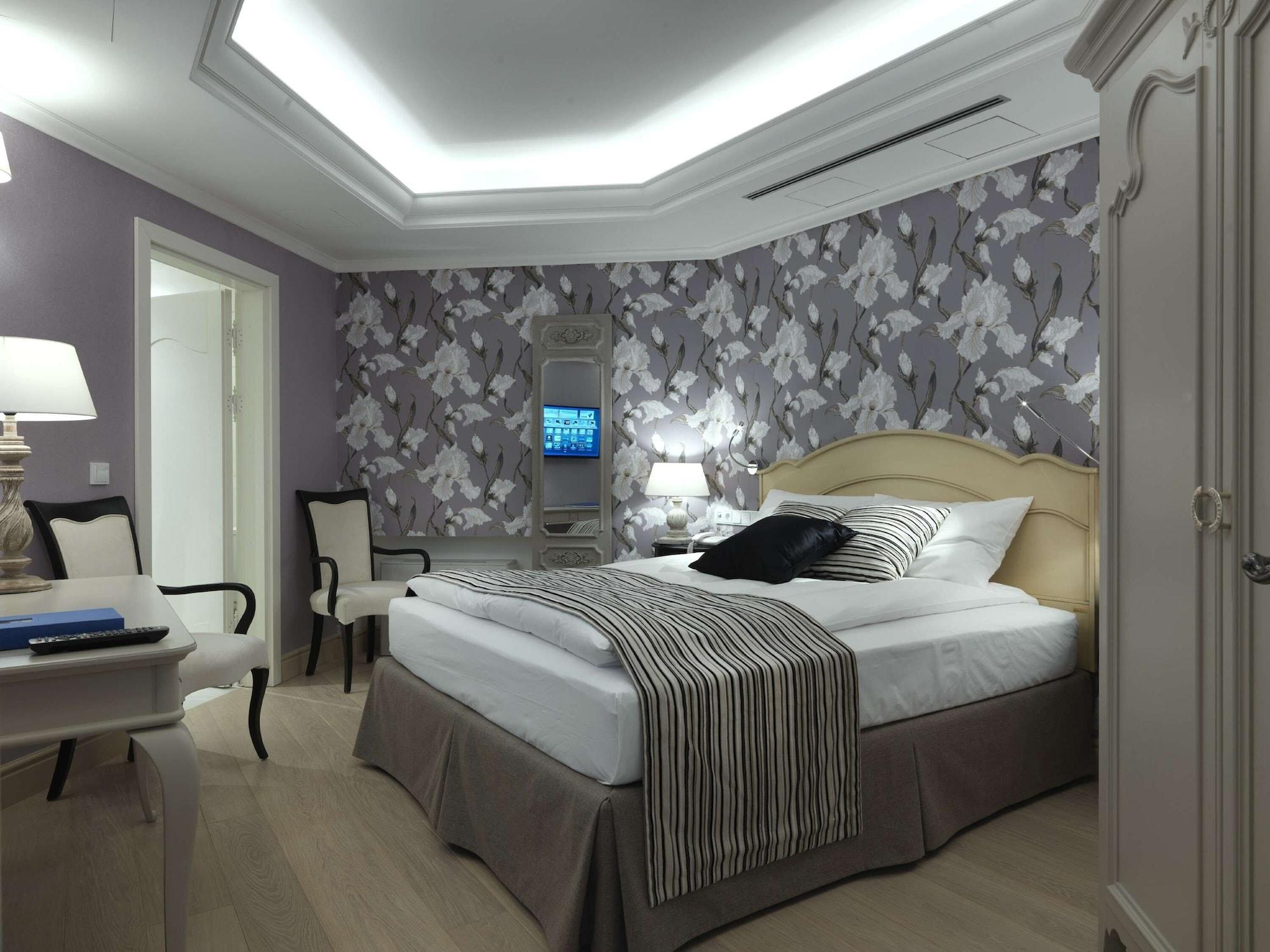 Relais Le Chevalier Hotel 4*