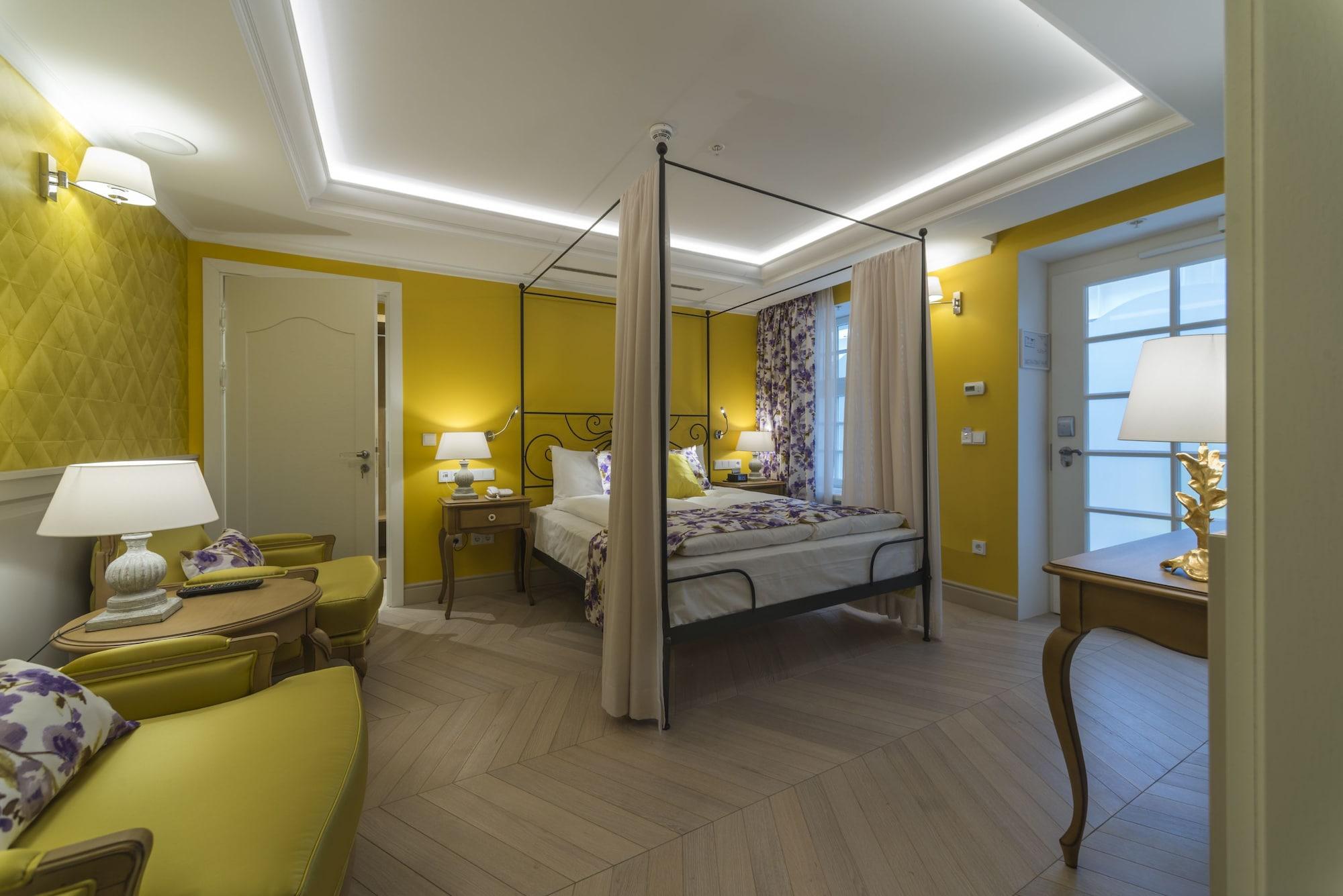 Relais Le Chevalier Hotel 4*